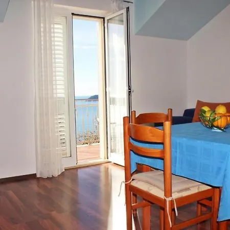Bralovic - Two-bedroom With Balcony And Sea View Apartman *
