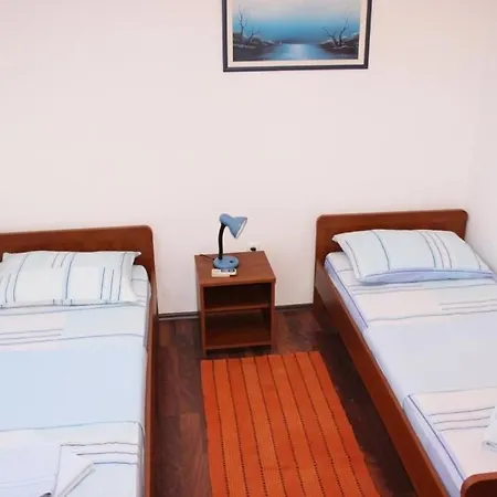 Bralovic - Two-bedroom With Balcony And Sea View Apartmán