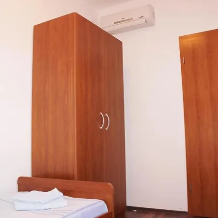 Bralovic - Two-bedroom With Balcony And Sea View