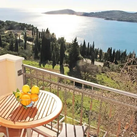 Bralovic - Two-bedroom With Balcony And Sea View Orasac